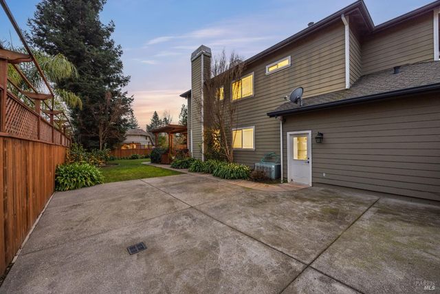 1888 Brush Creek Rd, Santa Rosa, CA 95404