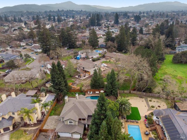 1888 Brush Creek Rd, Santa Rosa, CA 95404