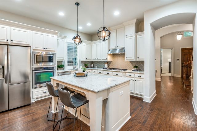 3041 Dunverny, The Colony, TX 75056