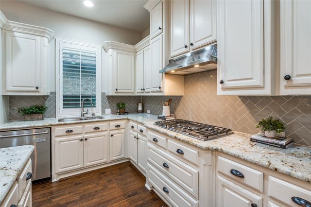 3041 Dunverny, The Colony, TX 75056