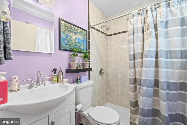 211 E 33RD ST, Baltimore, MD 21218