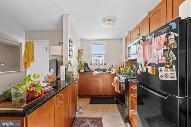 211 E 33RD ST, Baltimore, MD 21218