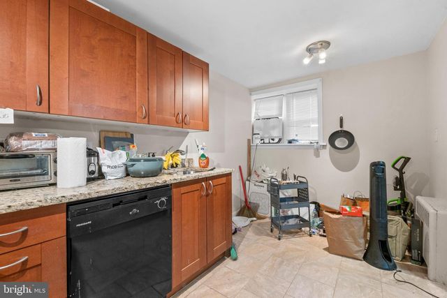 211 E 33RD ST, Baltimore, MD 21218