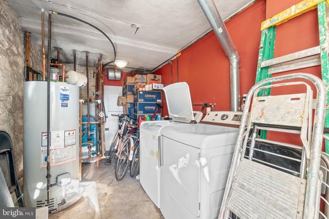 211 E 33RD ST, Baltimore, MD 21218