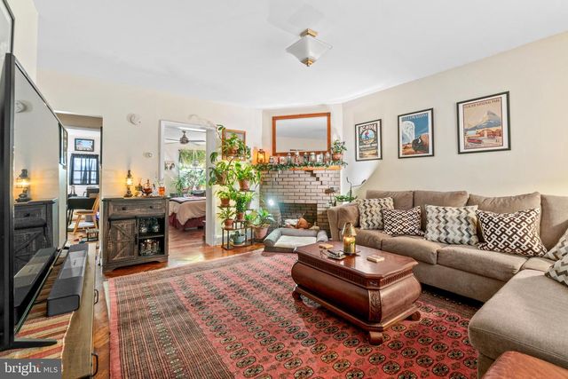 211 E 33RD ST, Baltimore, MD 21218