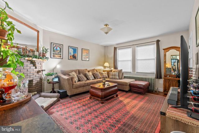 211 E 33RD ST, Baltimore, MD 21218