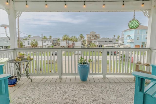 22113 Matagorda Drive, Galveston, TX 77554