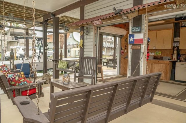 22113 Matagorda Drive, Galveston, TX 77554