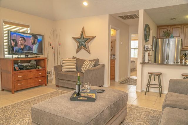 22113 Matagorda Drive, Galveston, TX 77554