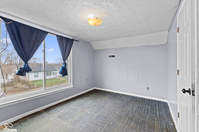 1546 Hoefgen Street, Indianapolis, IN 46203