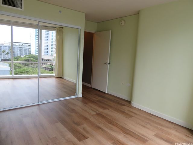 1296 Kapiolani Boulevard II-804, Honolulu, HI 96814