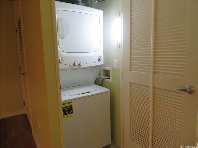 1296 Kapiolani Boulevard II-804, Honolulu, HI 96814