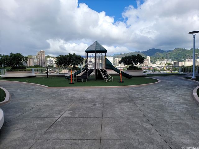 1296 Kapiolani Boulevard II-804, Honolulu, HI 96814