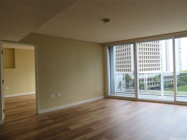 1296 Kapiolani Boulevard II-804, Honolulu, HI 96814