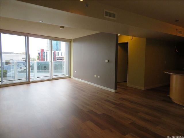 1296 Kapiolani Boulevard II-804, Honolulu, HI 96814