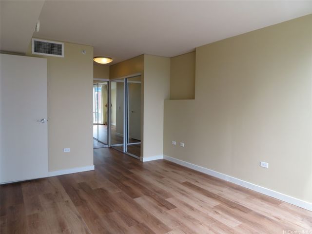 1296 Kapiolani Boulevard II-804, Honolulu, HI 96814