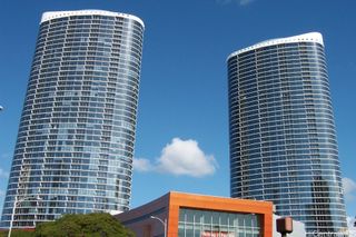 1296 Kapiolani Boulevard II-804, Honolulu, HI 96814
