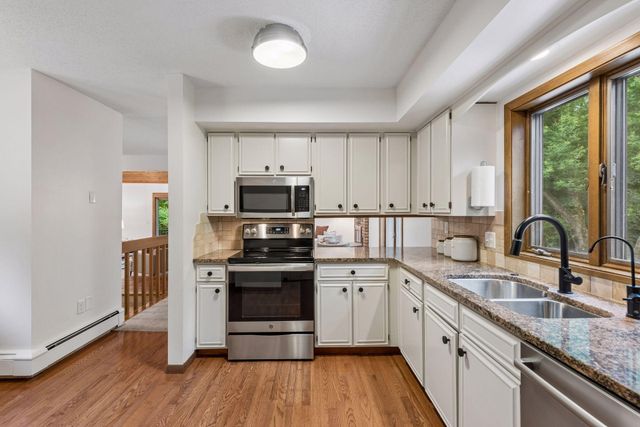 5080 Jamaca Avenue N, Lake Elmo, MN 55042