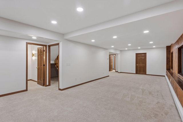 5080 Jamaca Avenue N, Lake Elmo, MN 55042