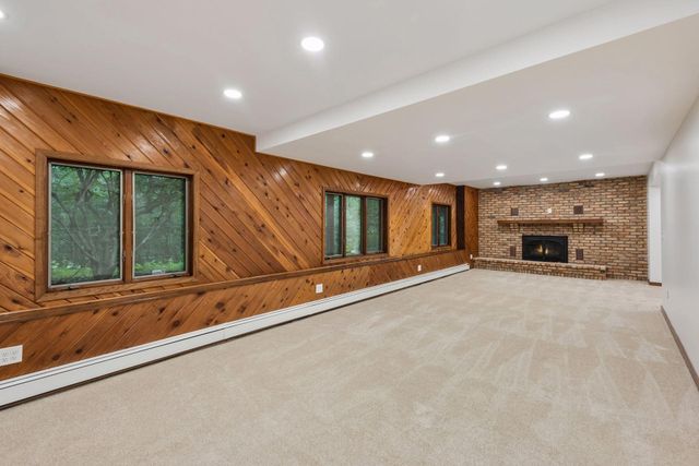 5080 Jamaca Avenue N, Lake Elmo, MN 55042