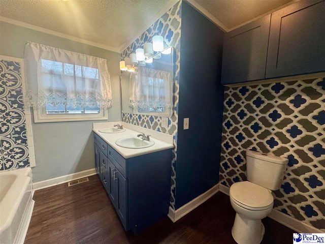 602 W Bond St, Marion, SC 29571