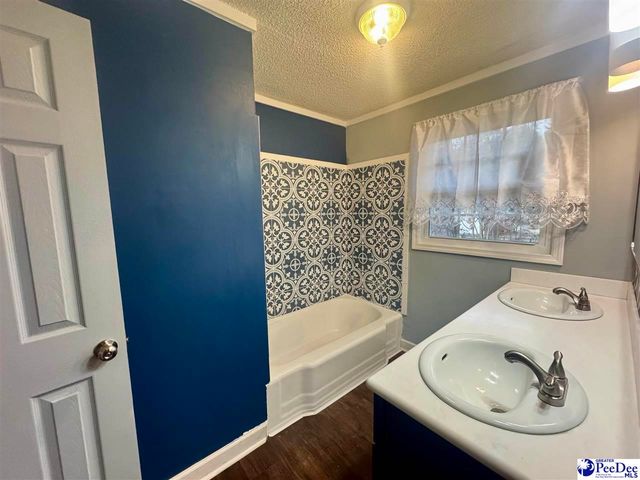 602 W Bond St, Marion, SC 29571