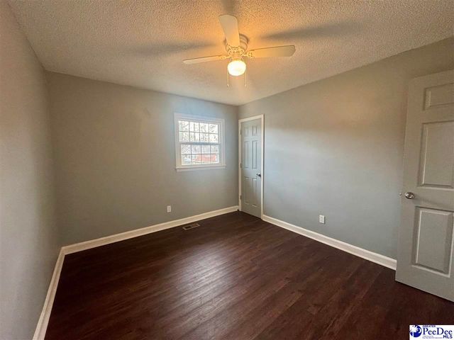 602 W Bond St, Marion, SC 29571