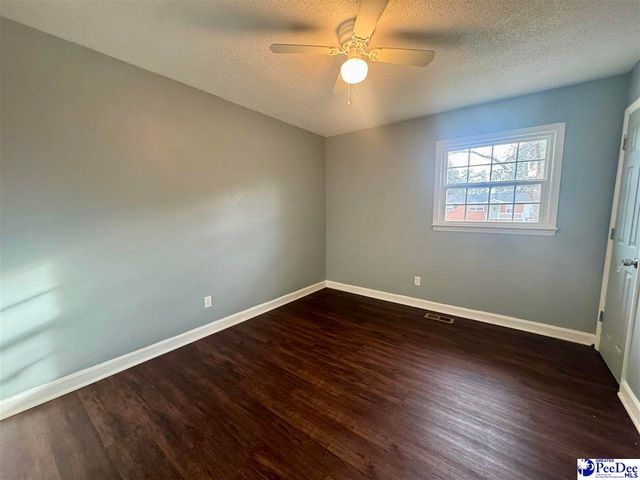 602 W Bond St, Marion, SC 29571