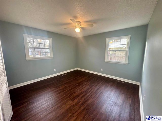 602 W Bond St, Marion, SC 29571