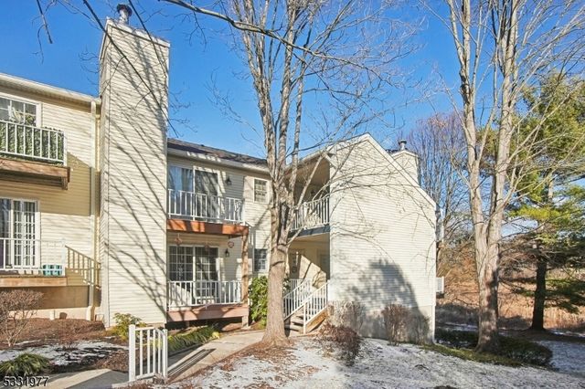 333 Potomac Dr, Bernards Twp., NJ 07920