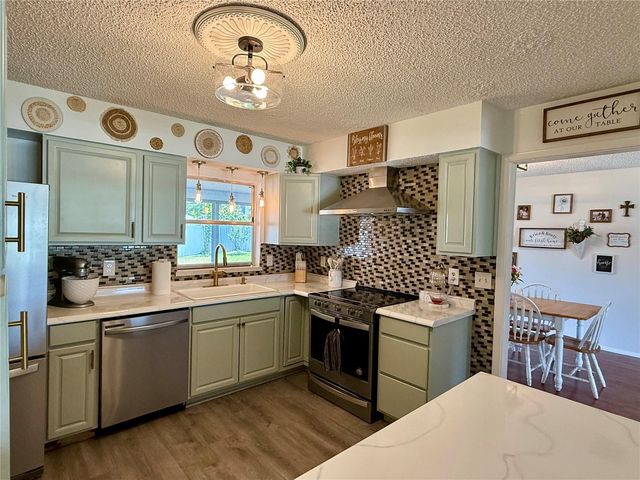 3607 CAMBRIDGE DR W, Bradenton, FL 34205