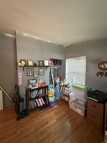 11 S Ontario Drive, Cherokee Village, AR 72529