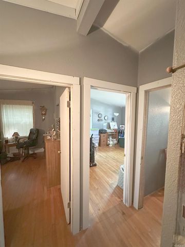 11 S Ontario Drive, Cherokee Village, AR 72529