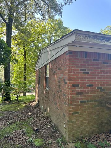 11 S Ontario Drive, Cherokee Village, AR 72529