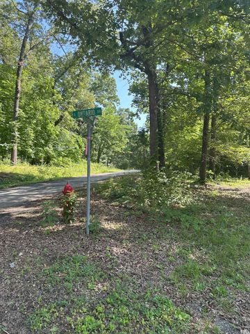 11 S Ontario Drive, Cherokee Village, AR 72529