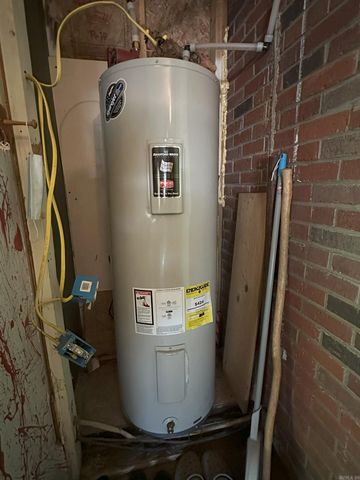 11 S Ontario Drive, Cherokee Village, AR 72529