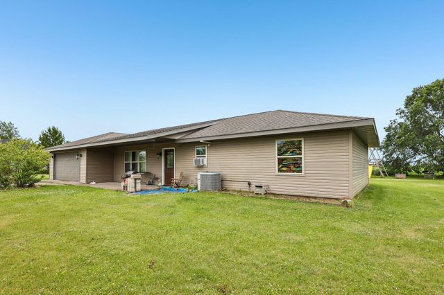 1890 98th Avenue, Dresser, WI 54009