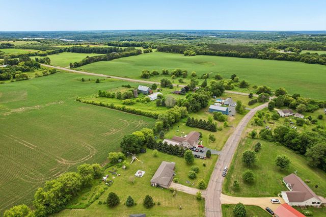 1890 98th Avenue, Dresser, WI 54009