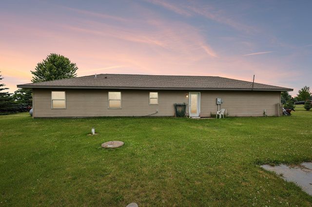 1890 98th Avenue, Dresser, WI 54009