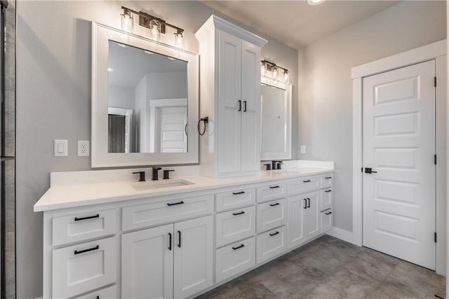 3601 SW Aurora Lane, Bentonville, AR 72713