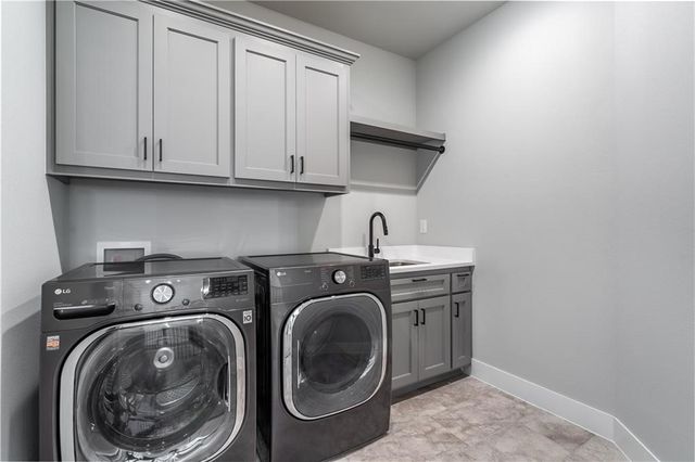 3601 SW Aurora Lane, Bentonville, AR 72713