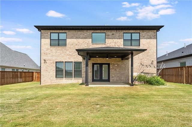 3601 SW Aurora Lane, Bentonville, AR 72713