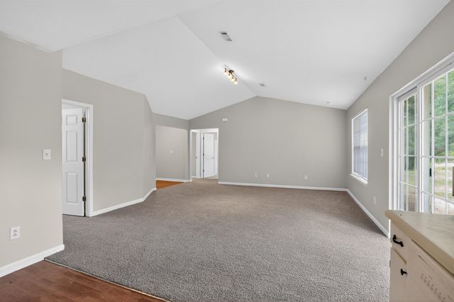 1840 Tamara Way, Spartanburg, SC 29301