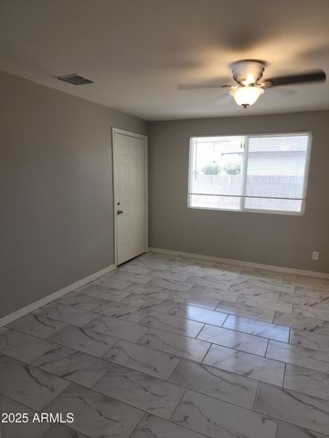 8838 N 2ND Way, Phoenix, AZ 85020