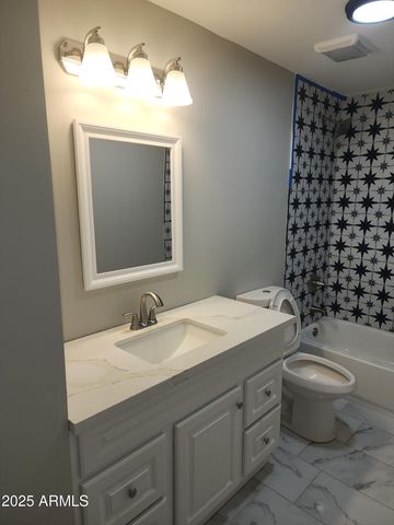 8838 N 2ND Way, Phoenix, AZ 85020