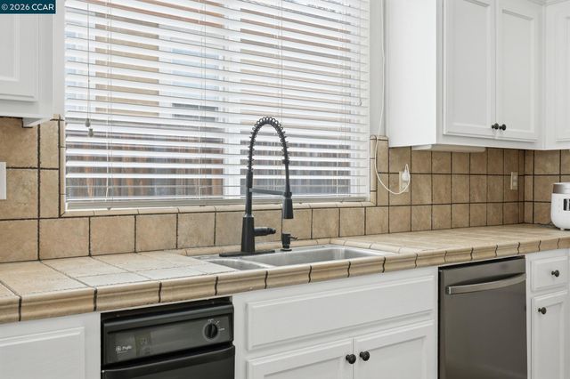 6809 New Melones Cir, Discovery Bay, CA 94505