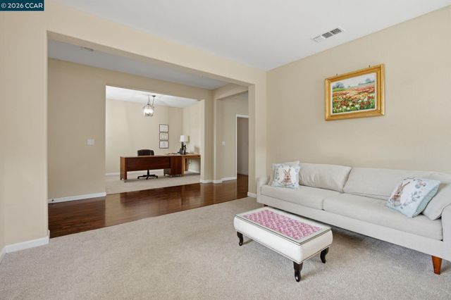 6809 New Melones Cir, Discovery Bay, CA 94505