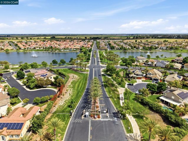 6809 New Melones Cir, Discovery Bay, CA 94505