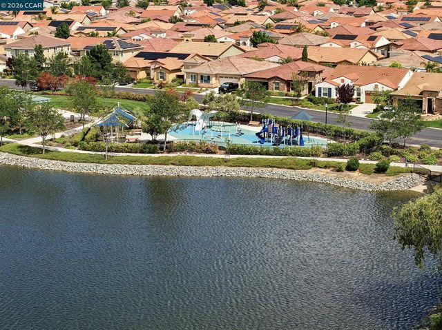 6809 New Melones Cir, Discovery Bay, CA 94505