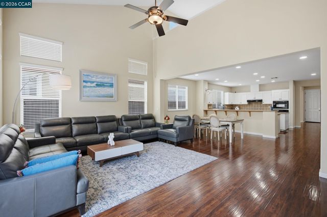 6809 New Melones Cir, Discovery Bay, CA 94505